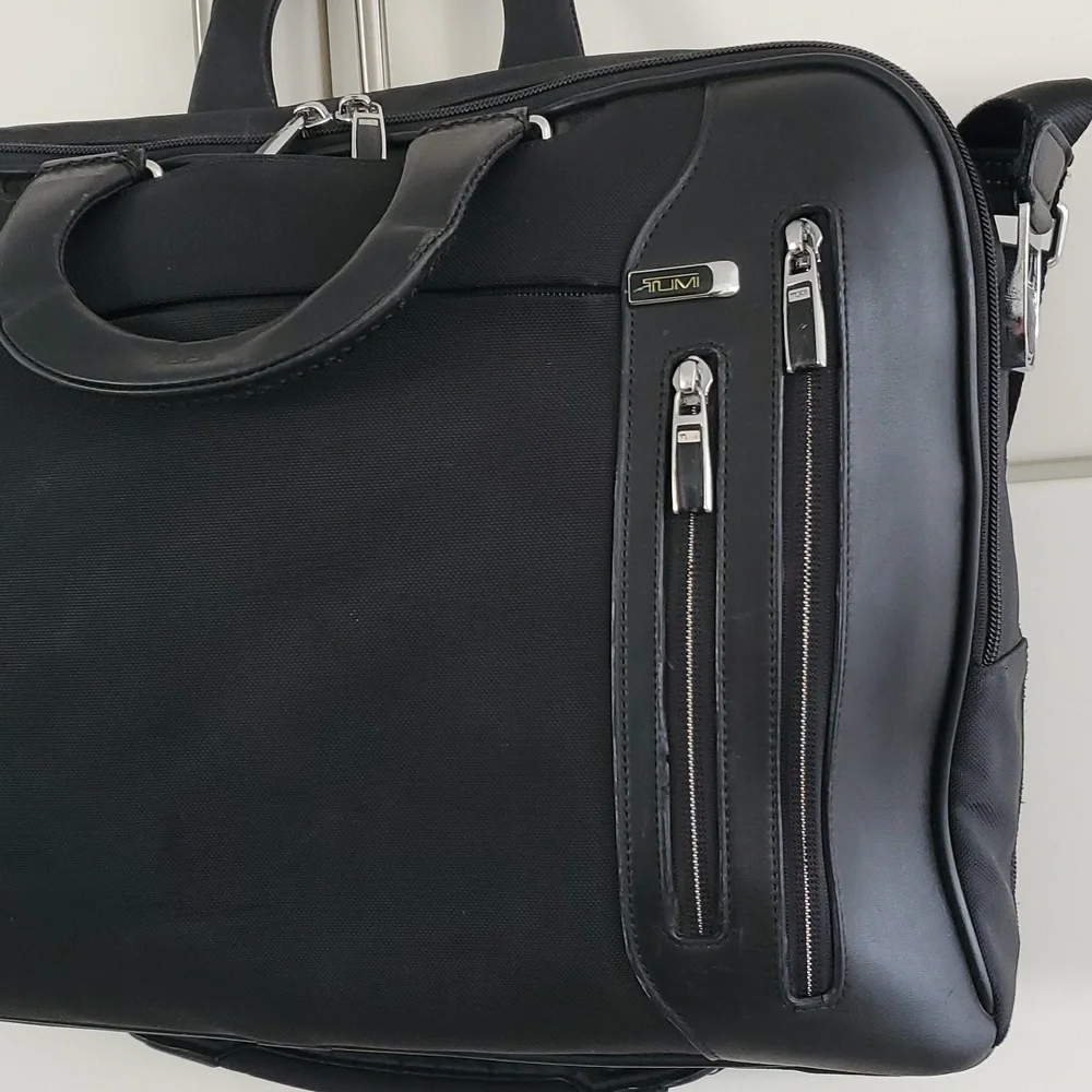 Tumi Arrive Narita Business Brief Microballistic Bag